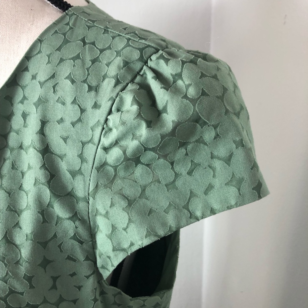 [SOLD] GAP Green Floral Peplum Hem Shift Dress M - Picture 4 of 7